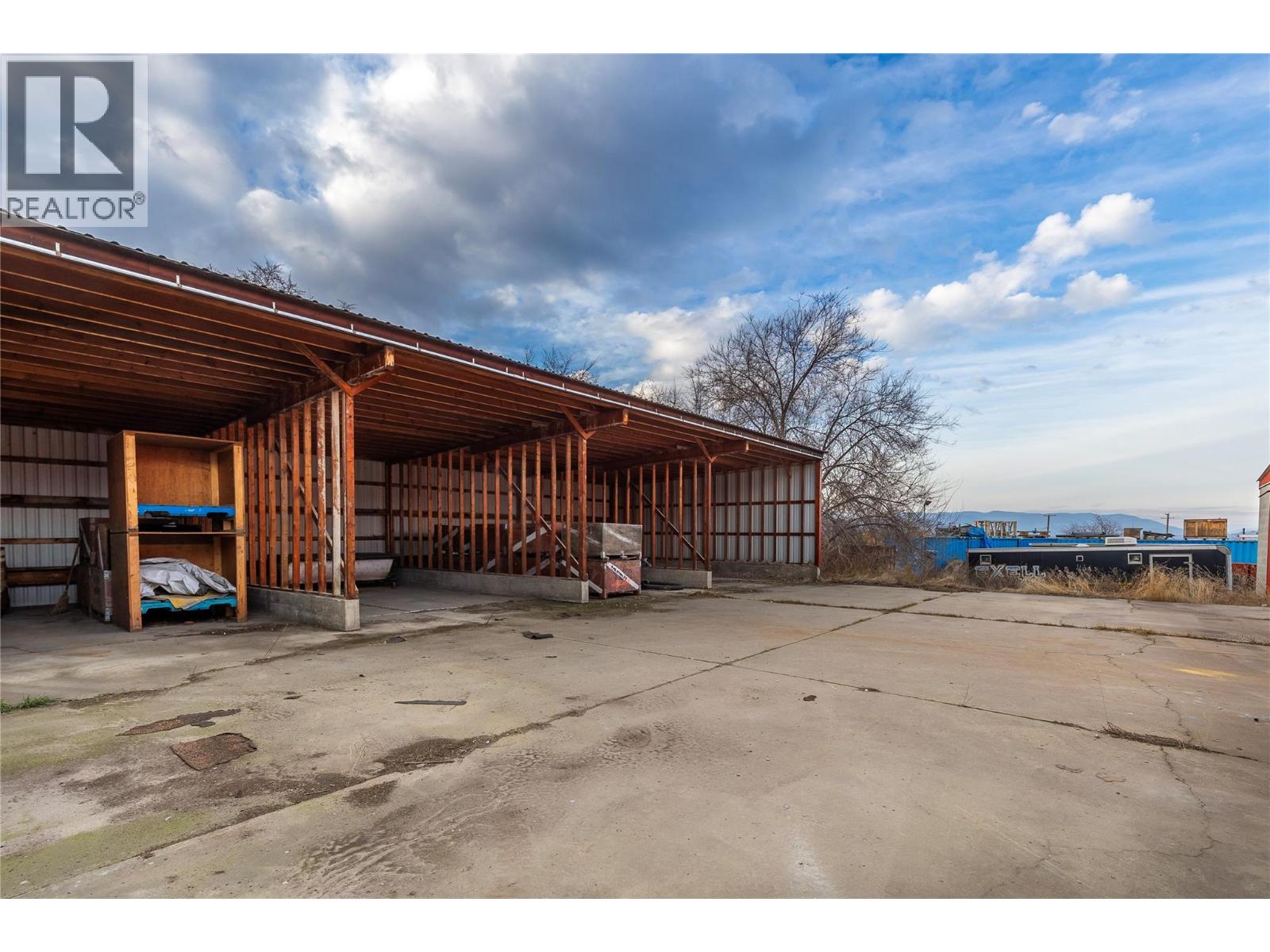 6248 Pleasant Valley Road, Vernon, British Columbia  V1B 3R3 - Photo 41 - 10373501