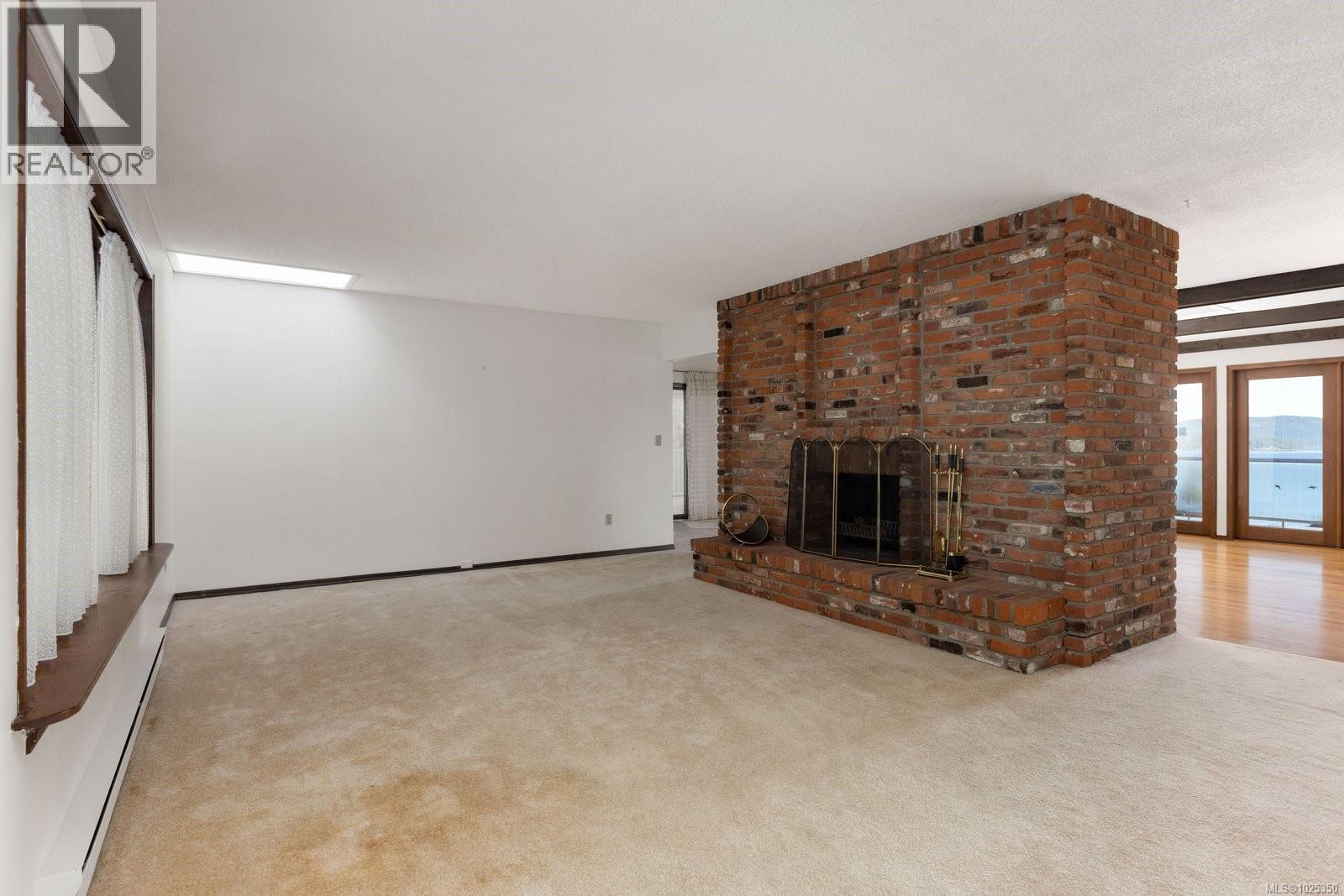 1678 Lands End Rd, North Saanich, British Columbia  V8L 5L5 - Photo 5 - 1025350