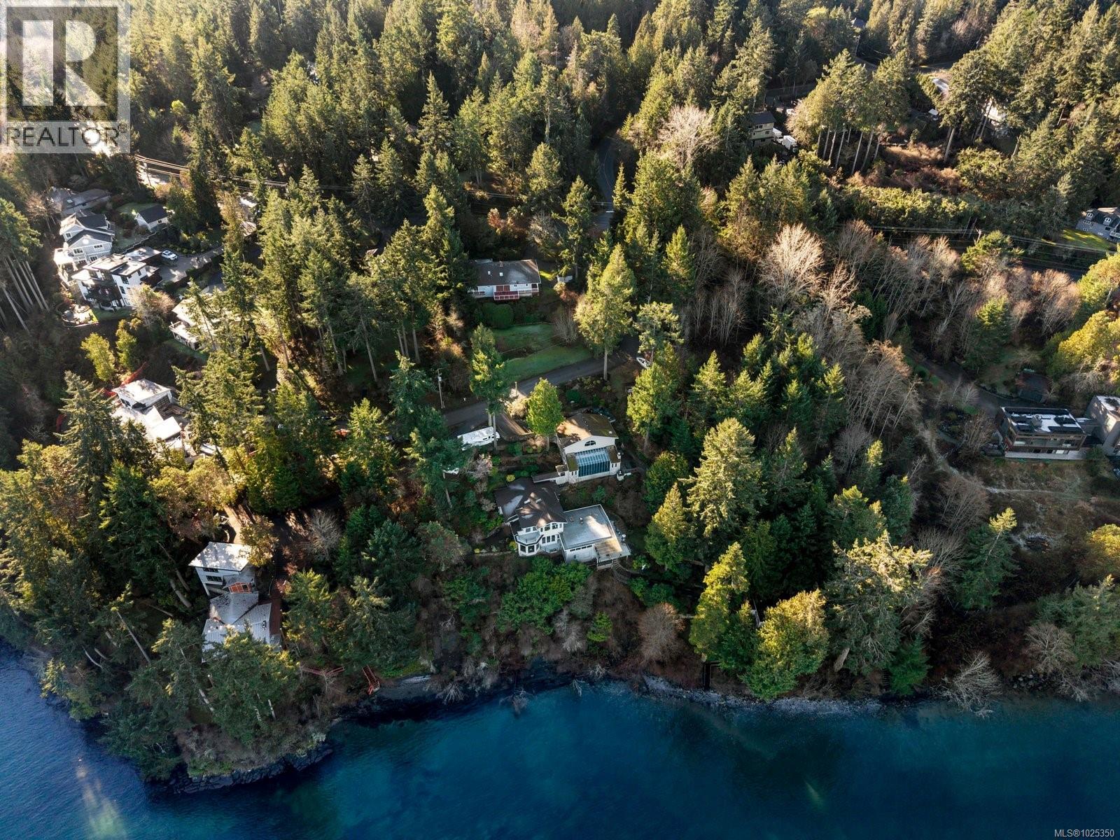 1678 Lands End Rd, North Saanich, British Columbia  V8L 5L5 - Photo 38 - 1025350