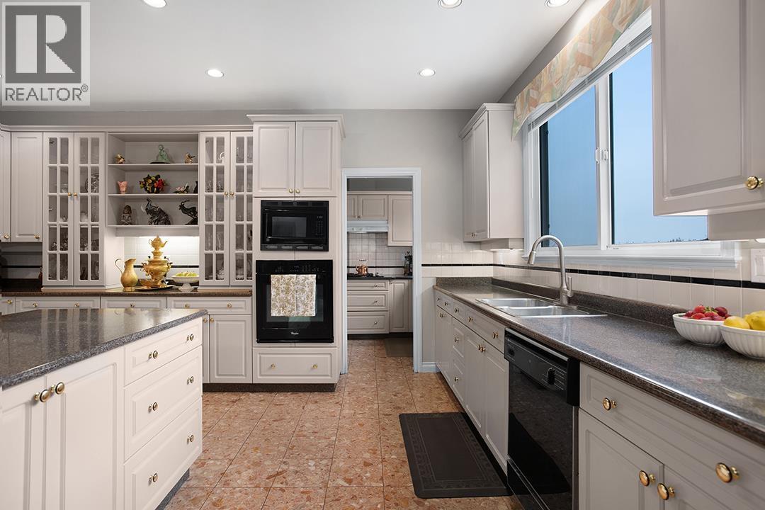 1620 Parkway Boulevard, Coquitlam, British Columbia  V3E 2Y5 - Photo 7 - R3087058