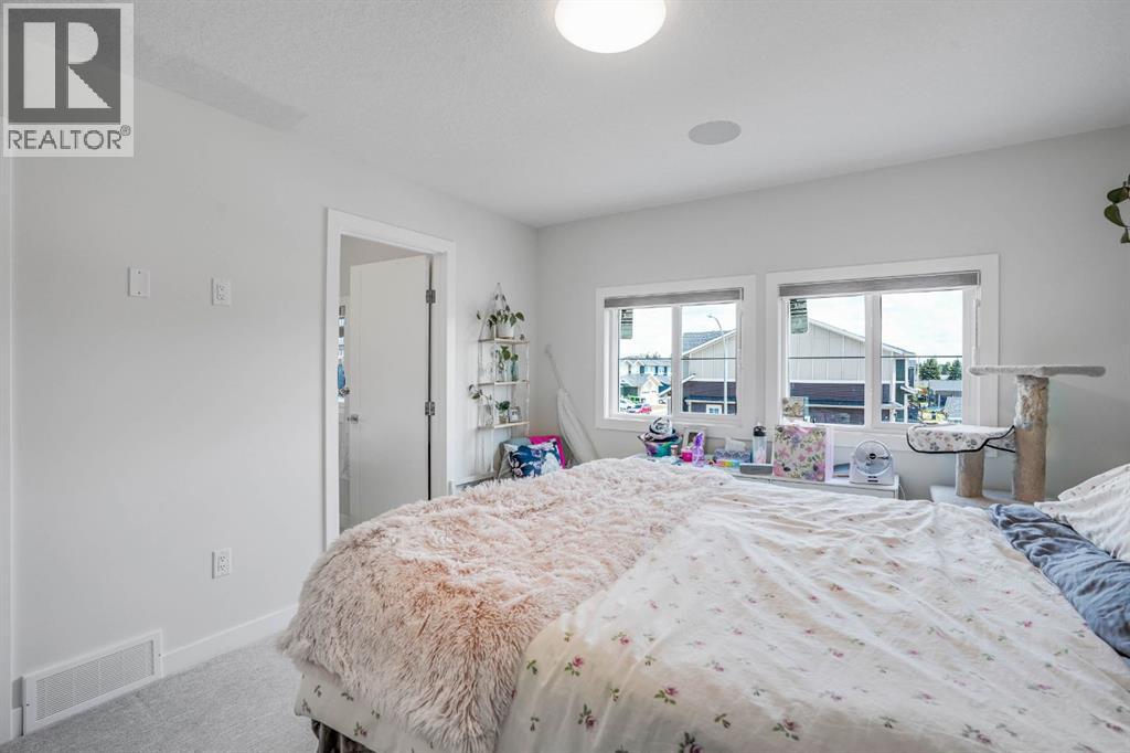 28 Midtown Close Sw, Airdrie, Alberta  T4B 5G9 - Photo 34 - A2277696
