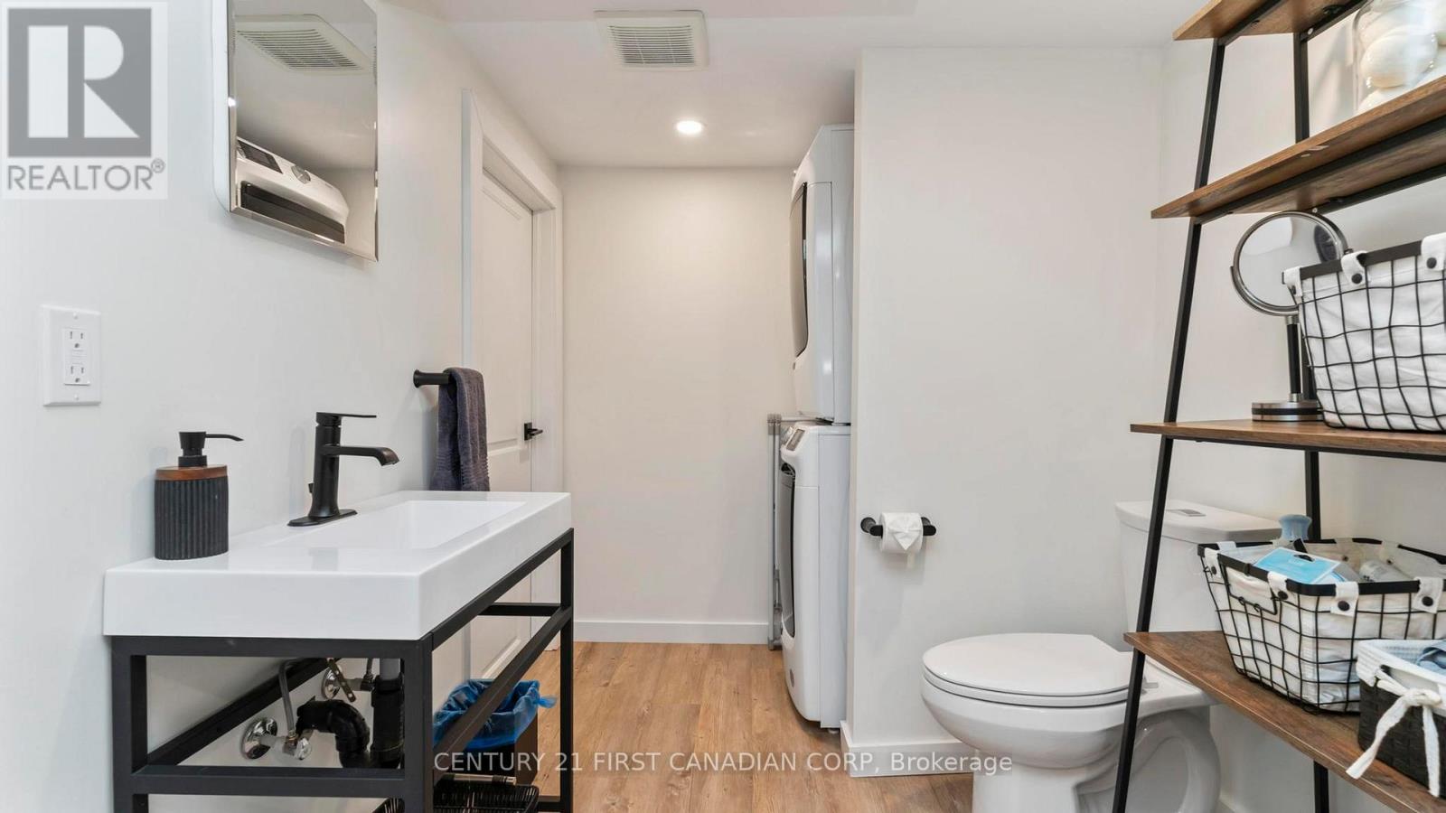 16 Elliott Street, London East (East C), Ontario  N5Y 2E3 - Photo 26 - X12765920