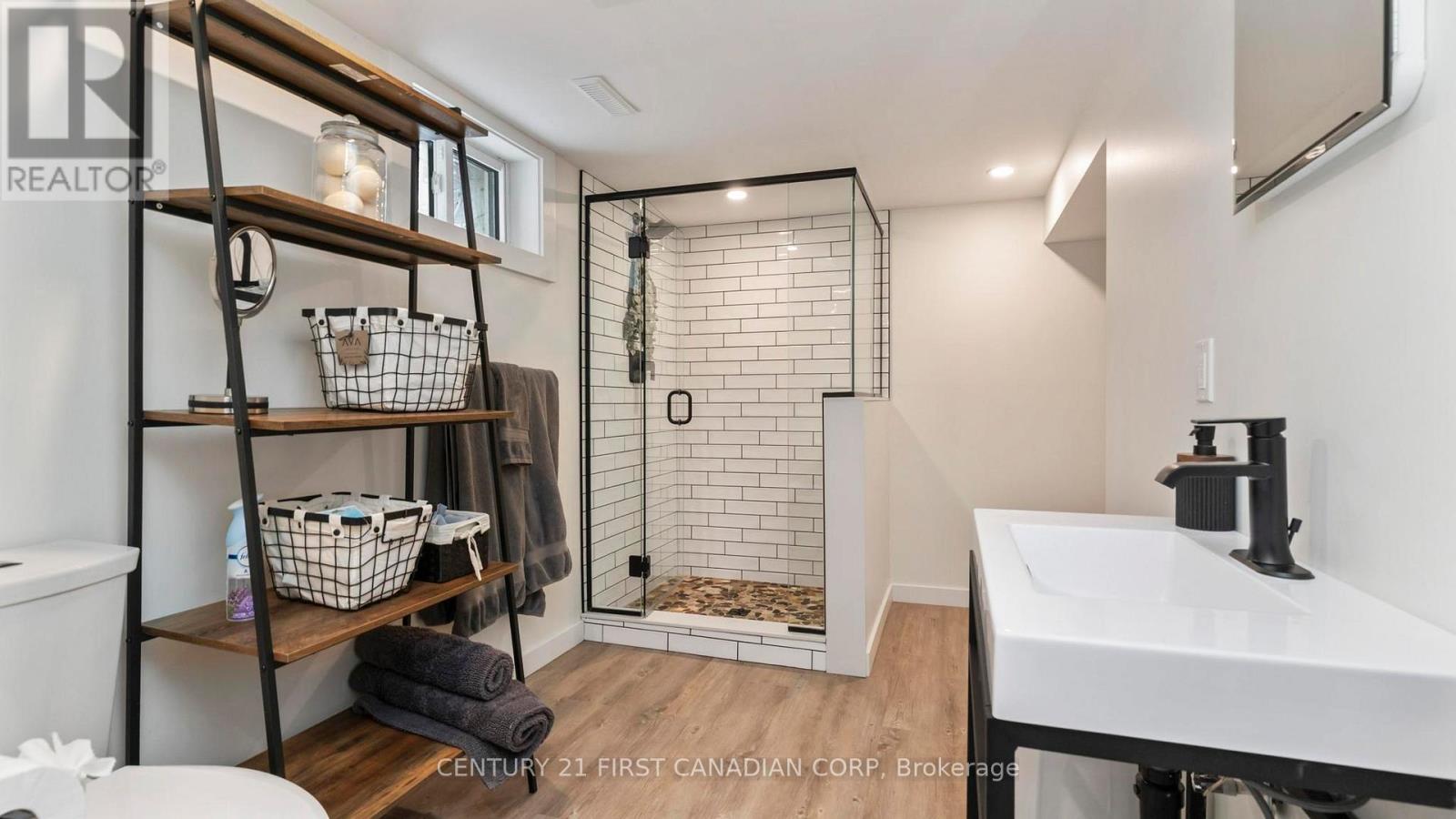 16 Elliott Street, London East (East C), Ontario  N5Y 2E3 - Photo 27 - X12765920