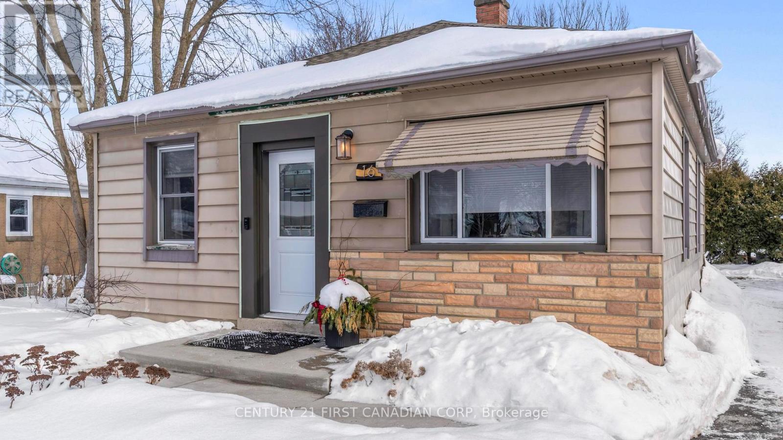 16 Elliott Street, London East (East C), Ontario  N5Y 2E3 - Photo 4 - X12765920