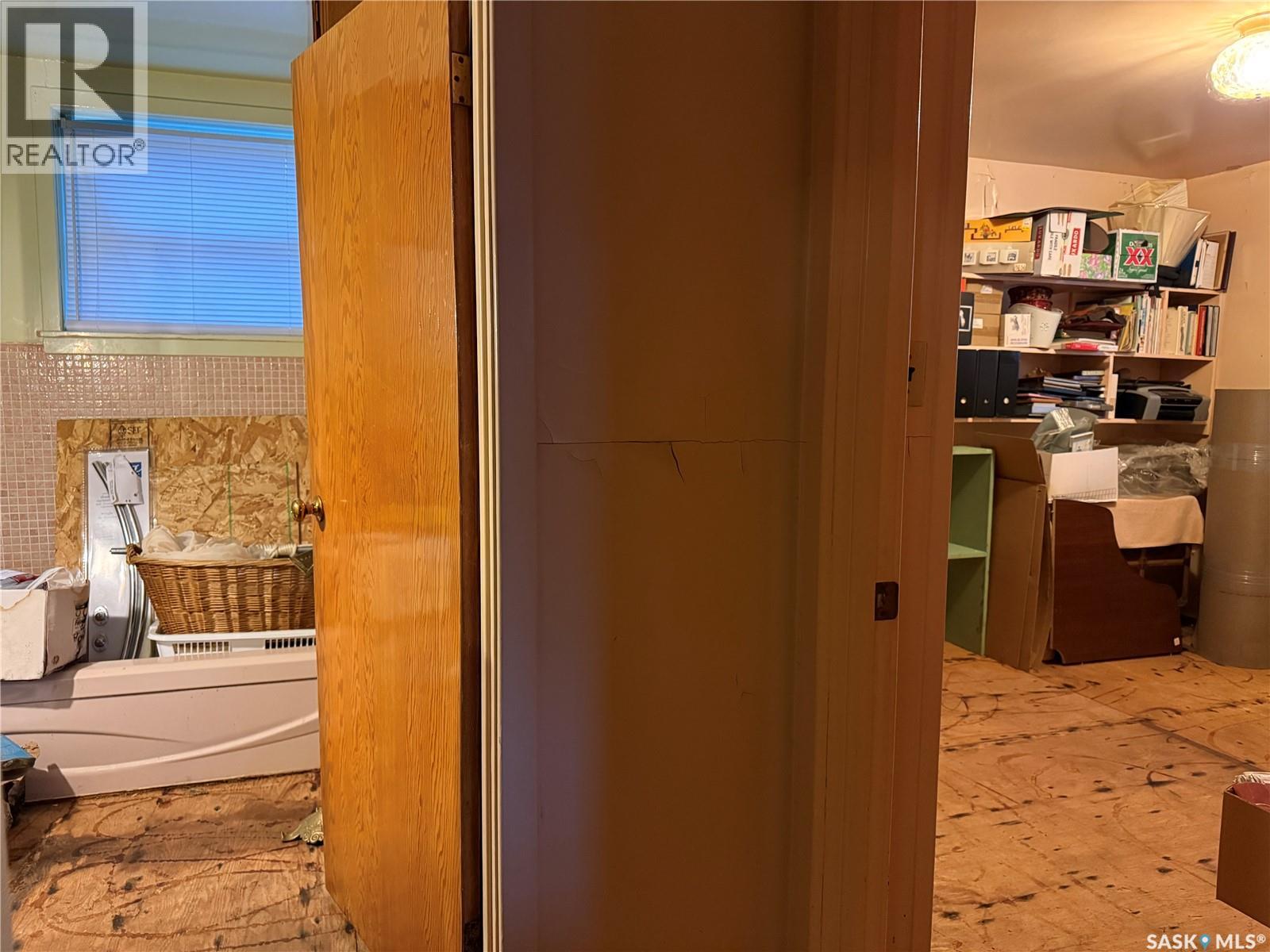 637 Tapley Street, Moose Jaw, Saskatchewan  S6H 5T8 - Photo 33 - SK028071