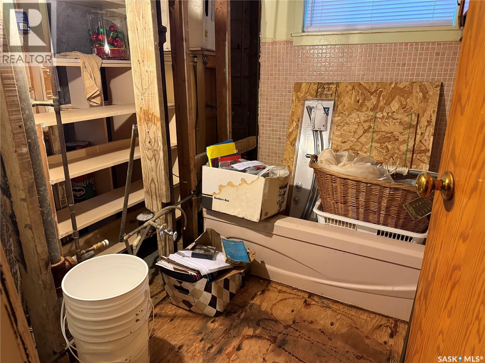 637 Tapley Street, Moose Jaw, Saskatchewan  S6H 5T8 - Photo 34 - SK028071