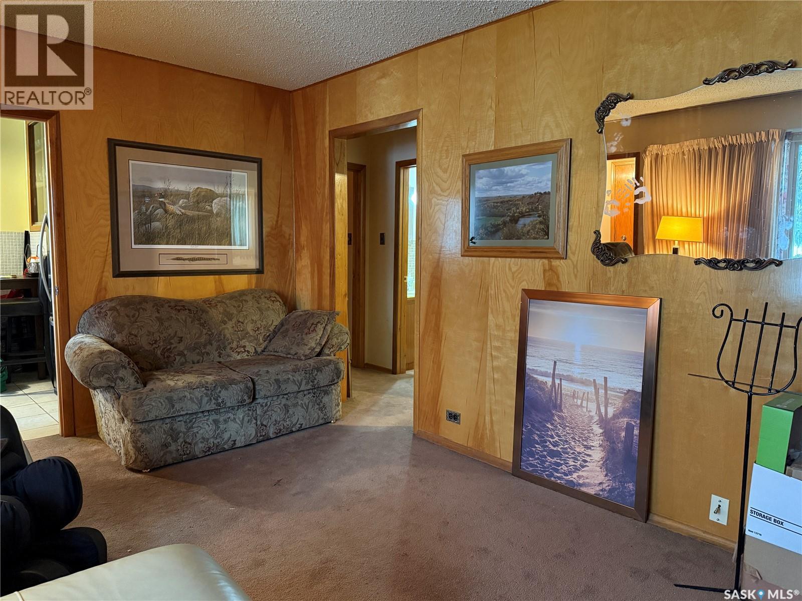 637 Tapley Street, Moose Jaw, Saskatchewan  S6H 5T8 - Photo 7 - SK028071