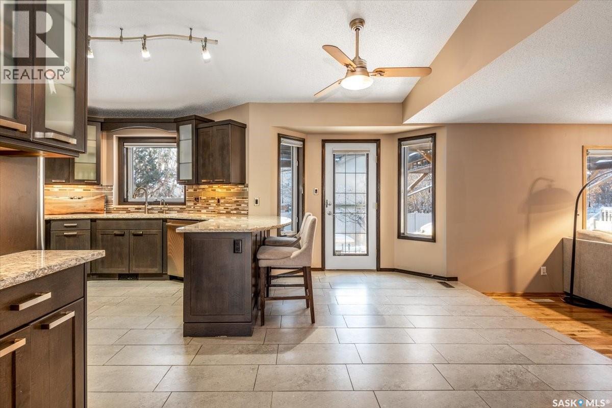 2916 Wimbledon Drive, Regina, Saskatchewan  S4V 2Y2 - Photo 9 - SK028069