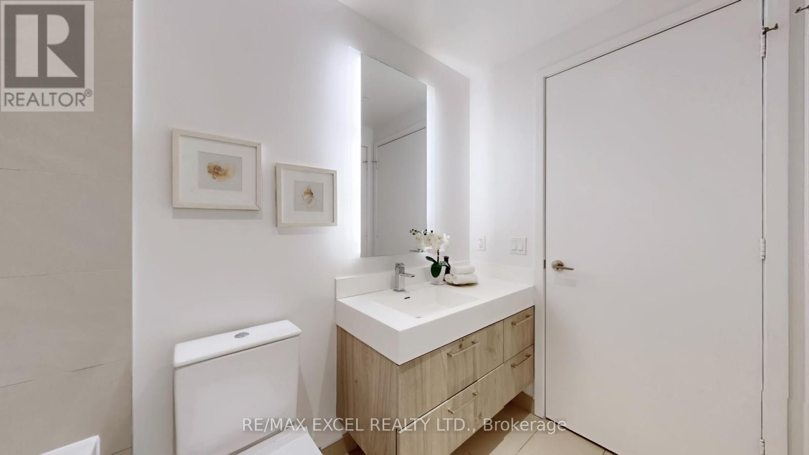 2806 - 1 Yorkville Avenue, Toronto, Ontario  M4W 1L1 - Photo 18 - C12761886