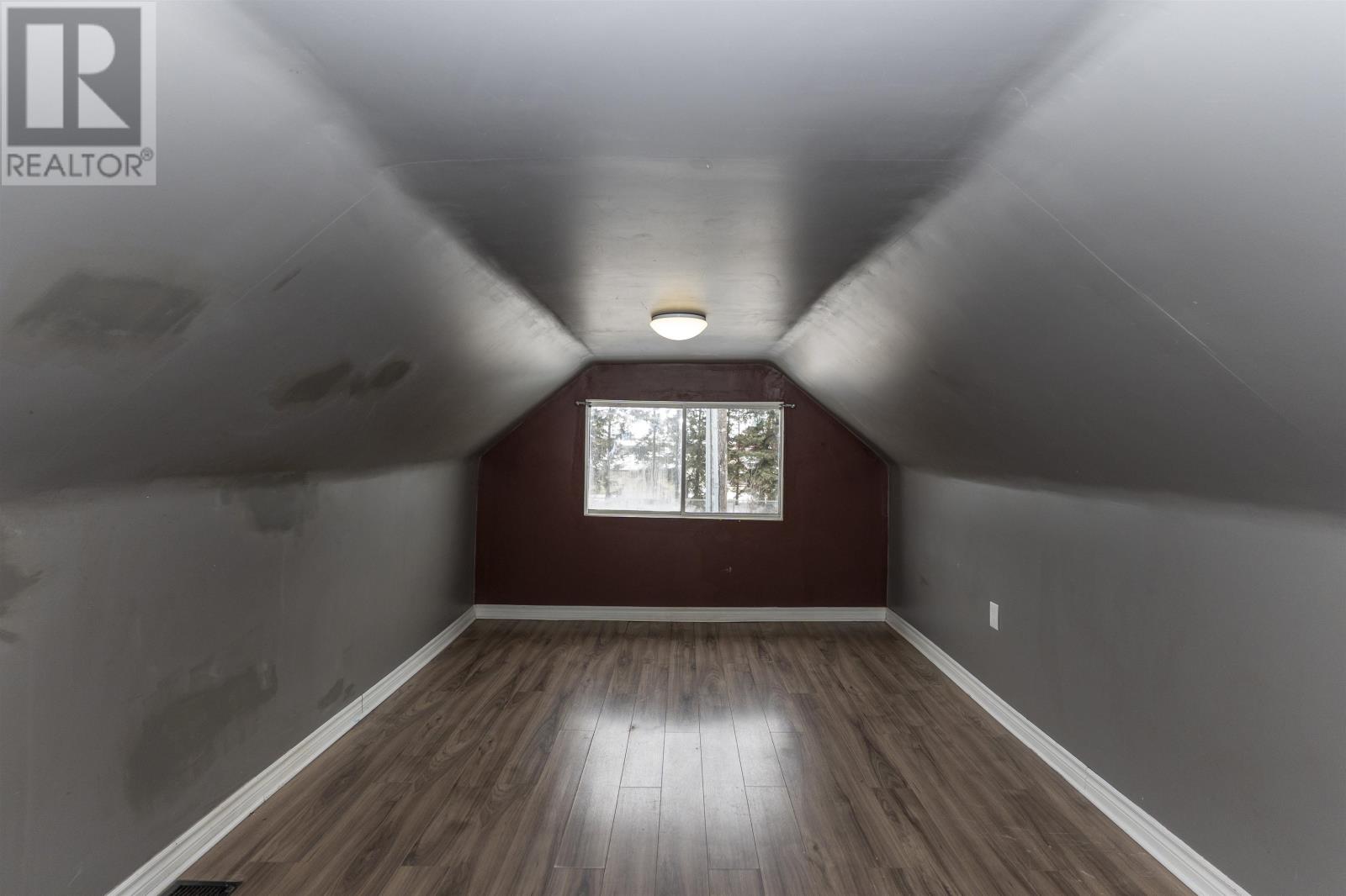 554 High St S, Thunder Bay, Ontario  P7B 3M5 - Photo 25 - TB2600178