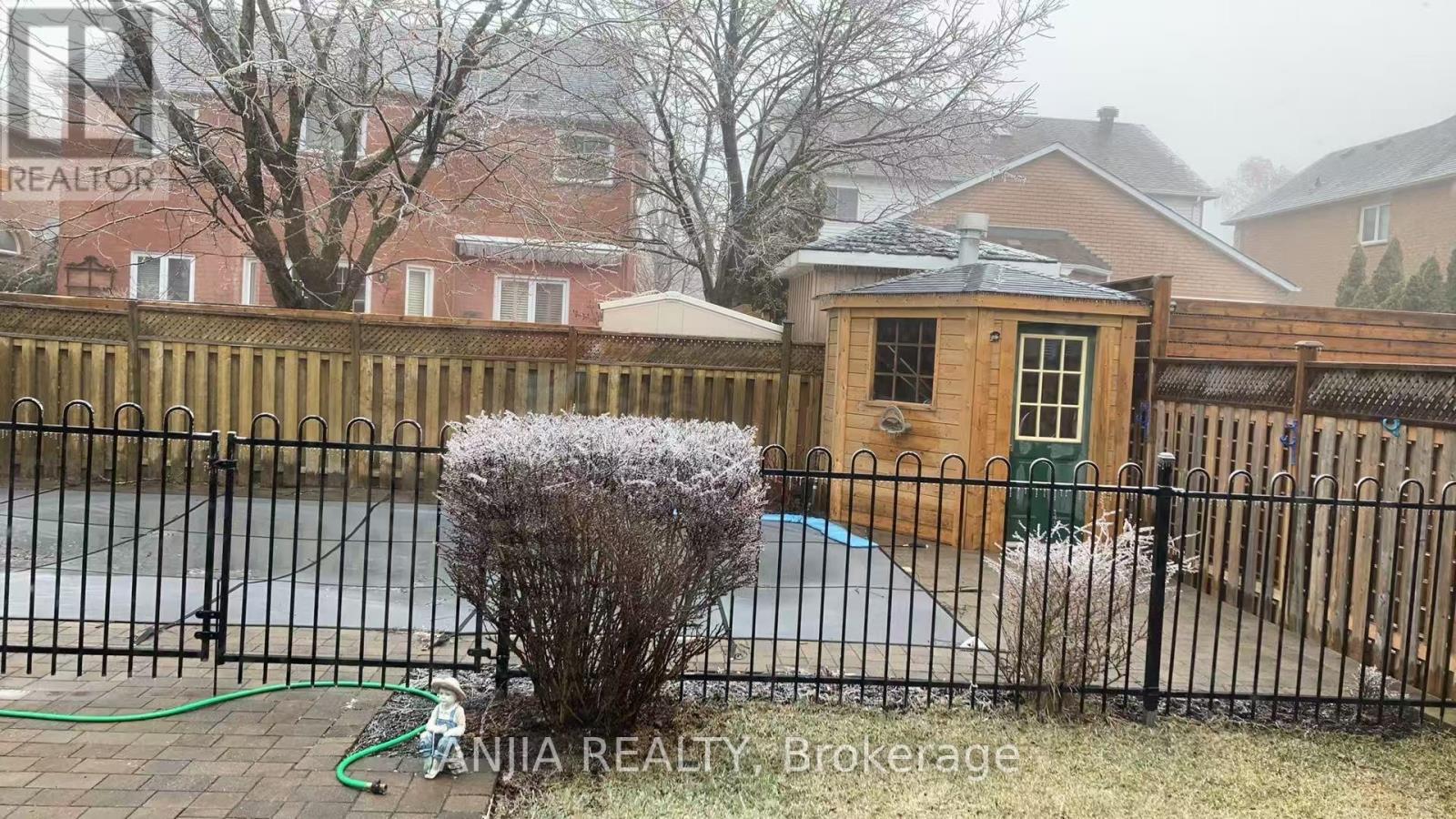 289 Hoover Park Drive, Whitchurch-Stouffville, Ontario  L4A 1K9 - Photo 47 - N12761138