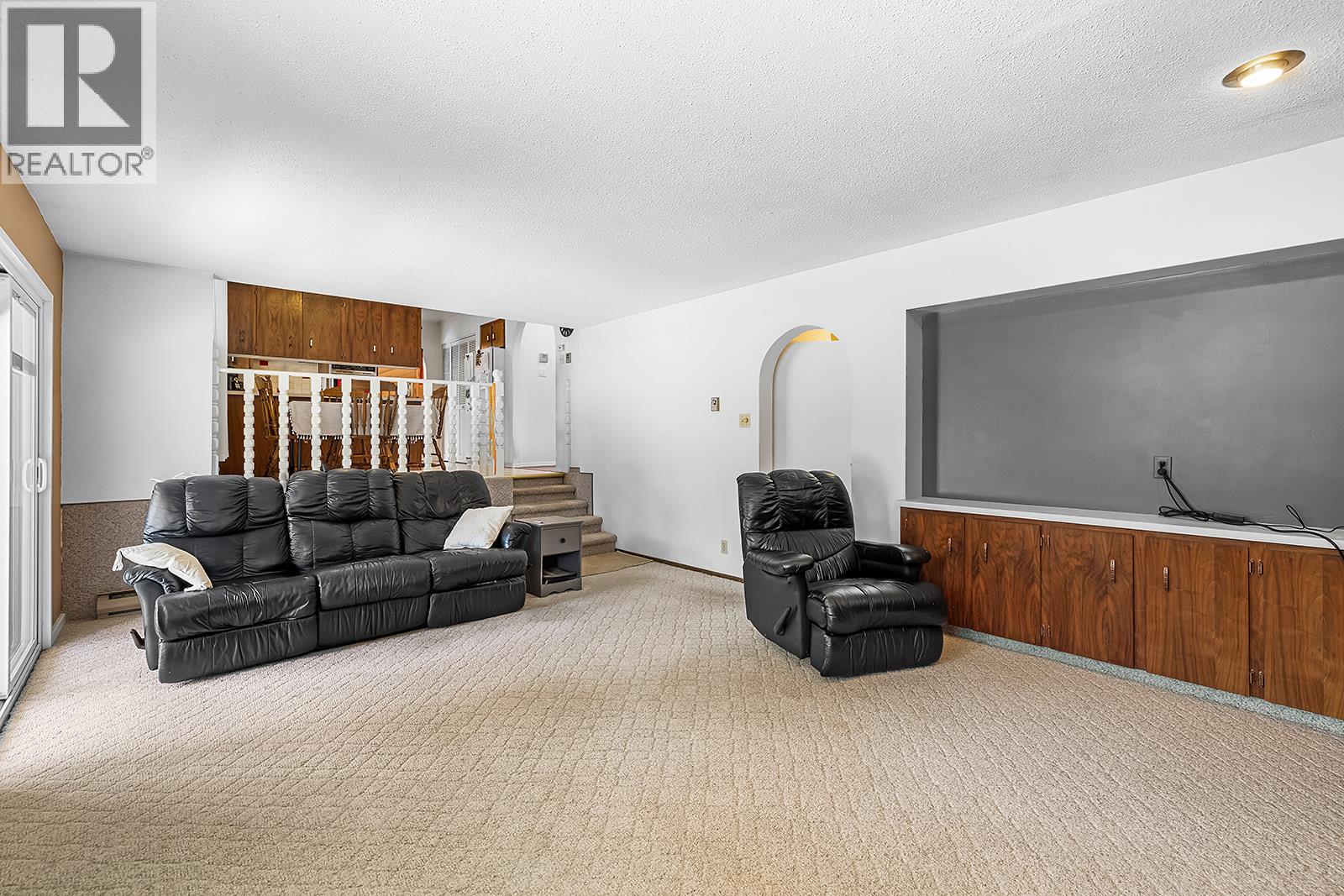 715 29th Avenue Nw, Cranbrook, British Columbia  V1C 6V2 - Photo 14 - 10374924