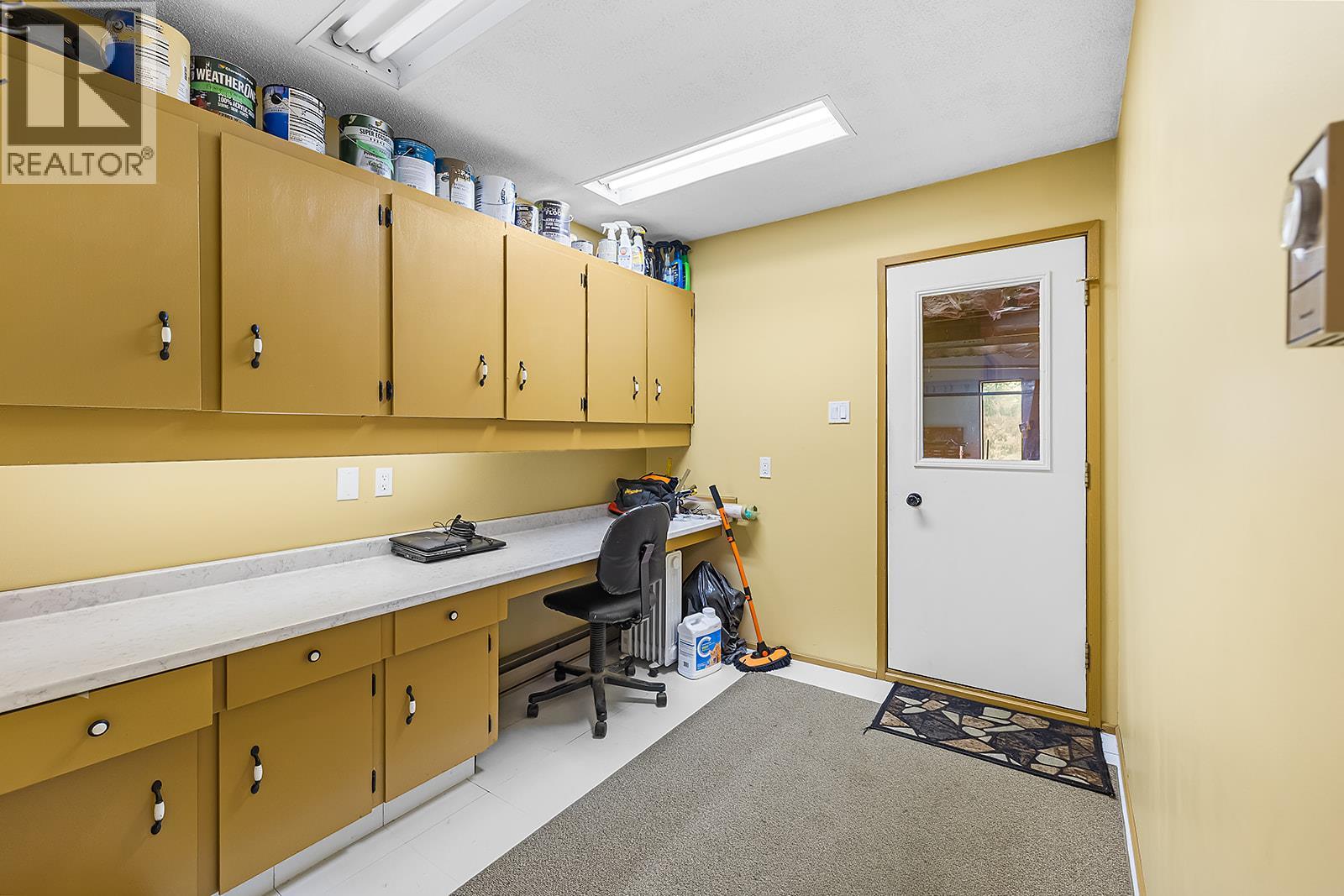 715 29th Avenue Nw, Cranbrook, British Columbia  V1C 6V2 - Photo 19 - 10374924