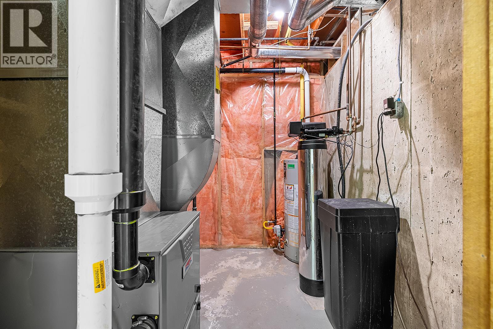 715 29th Avenue Nw, Cranbrook, British Columbia  V1C 6V2 - Photo 23 - 10374924