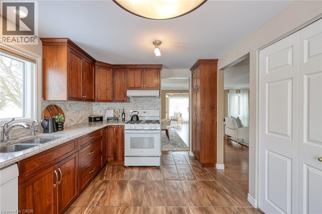 6 Ridgebank Place, New Hamburg, Ontario  N3A 2G3 - Photo 12 - 40799369