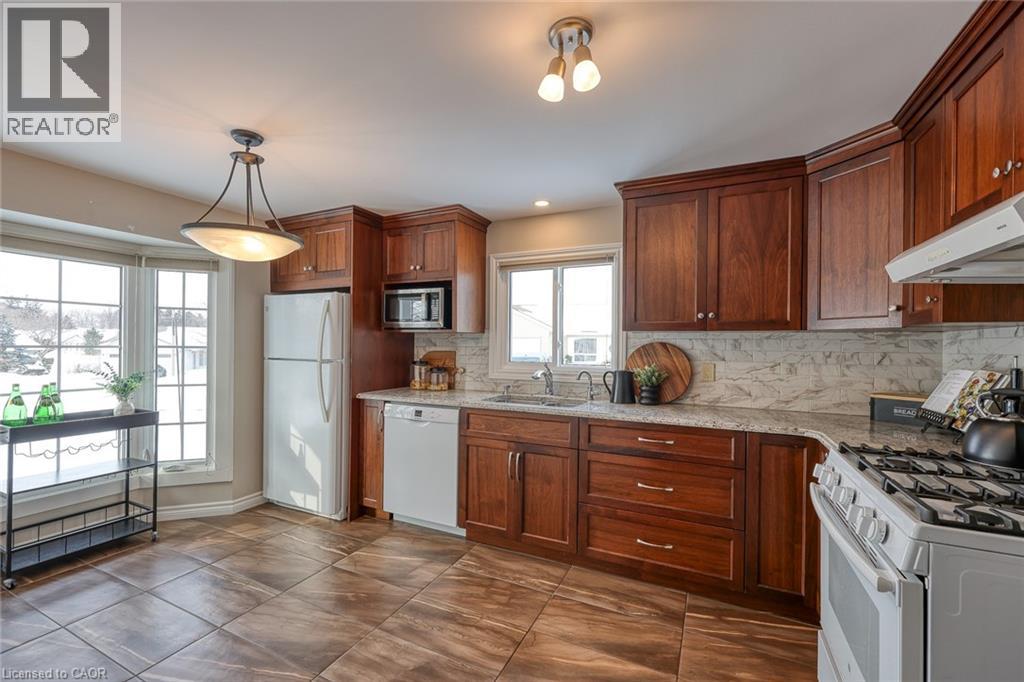 6 Ridgebank Place, New Hamburg, Ontario  N3A 2G3 - Photo 11 - 40799369