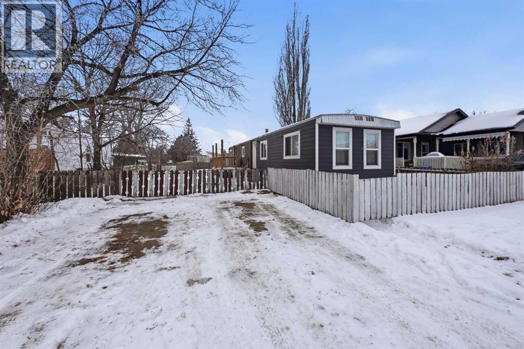 826 Bay Road, Strathmore, Alberta  T1P 1E3 - Photo 2 - A2272482