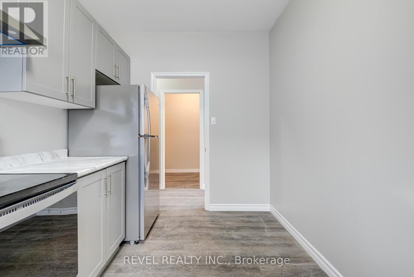 2nd Floor - 2095 Dufferin Street N, Toronto, Ontario  M6E 3R3 - Photo 18 - C12765834