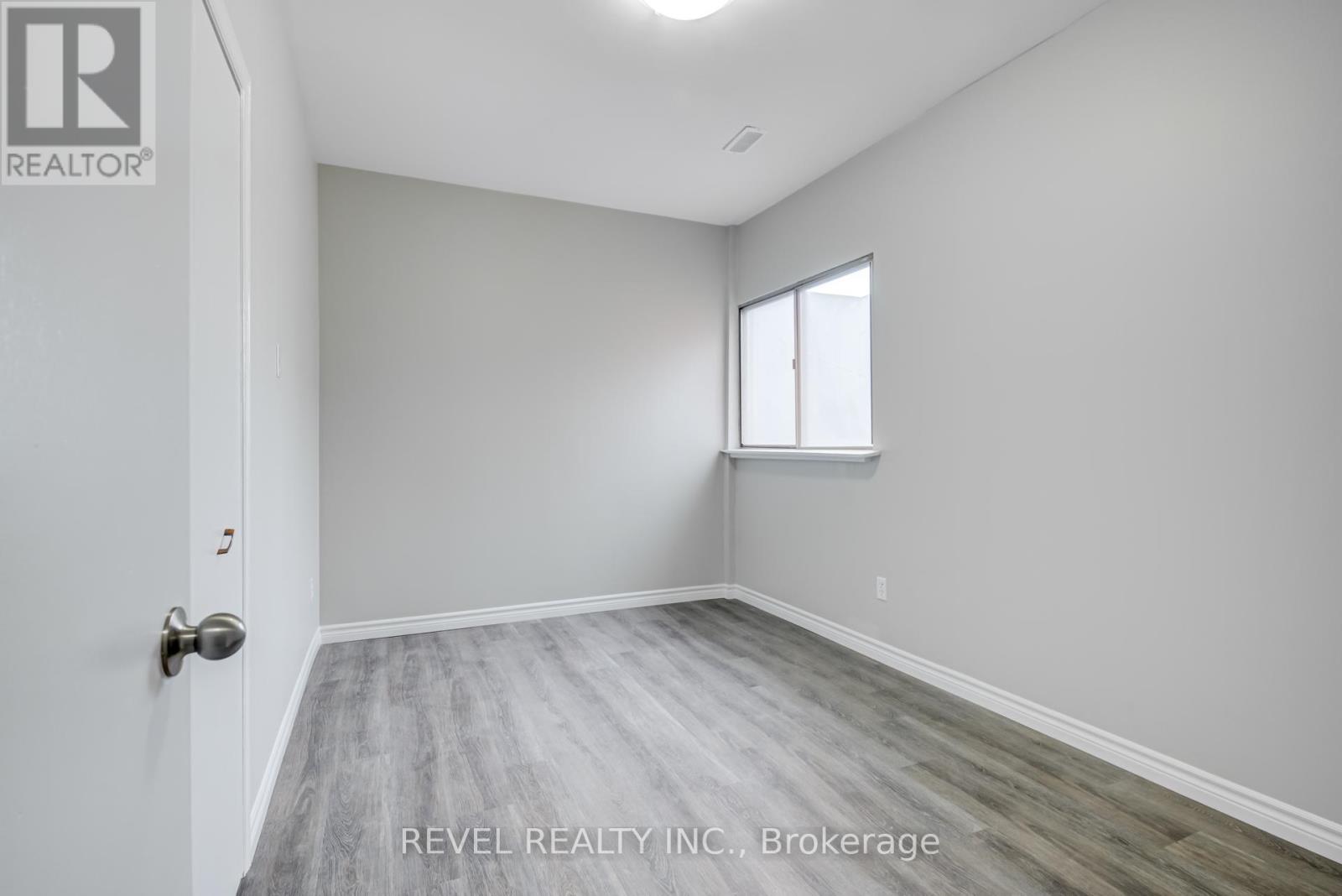 2nd Floor - 2095 Dufferin Street N, Toronto, Ontario  M6E 3R3 - Photo 22 - C12765834