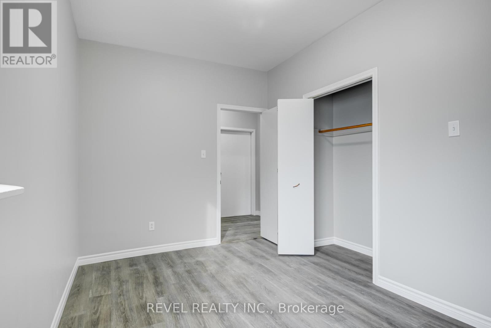 2nd Floor - 2095 Dufferin Street N, Toronto, Ontario  M6E 3R3 - Photo 23 - C12765834