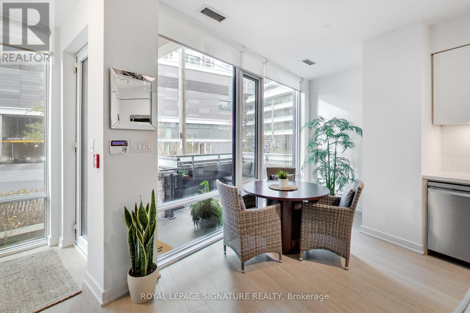 Th105 - 30 Ordnance Street, Toronto, Ontario  M6K 0C8 - Photo 10 - C12765838