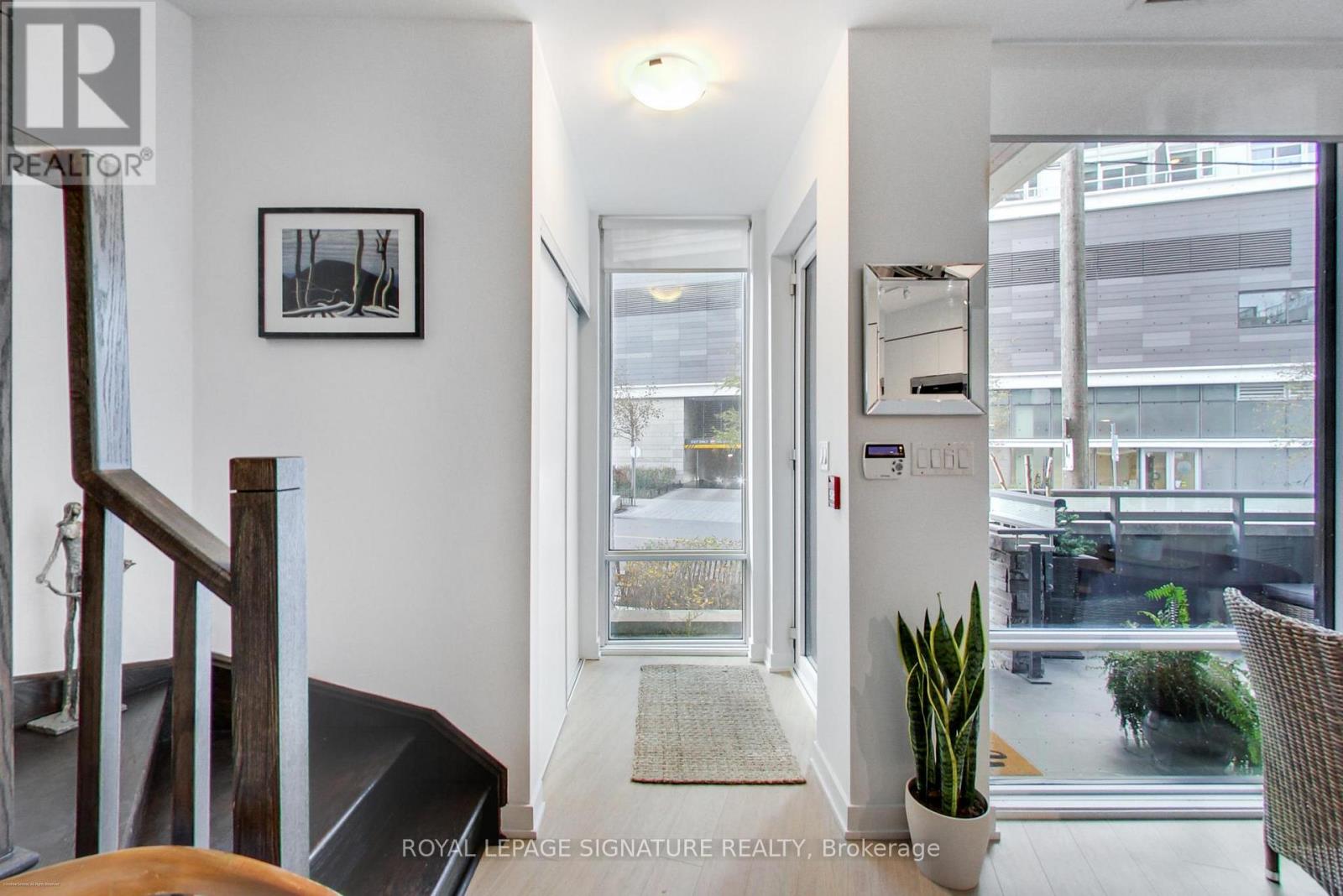 Th105 - 30 Ordnance Street, Toronto, Ontario  M6K 0C8 - Photo 4 - C12765838