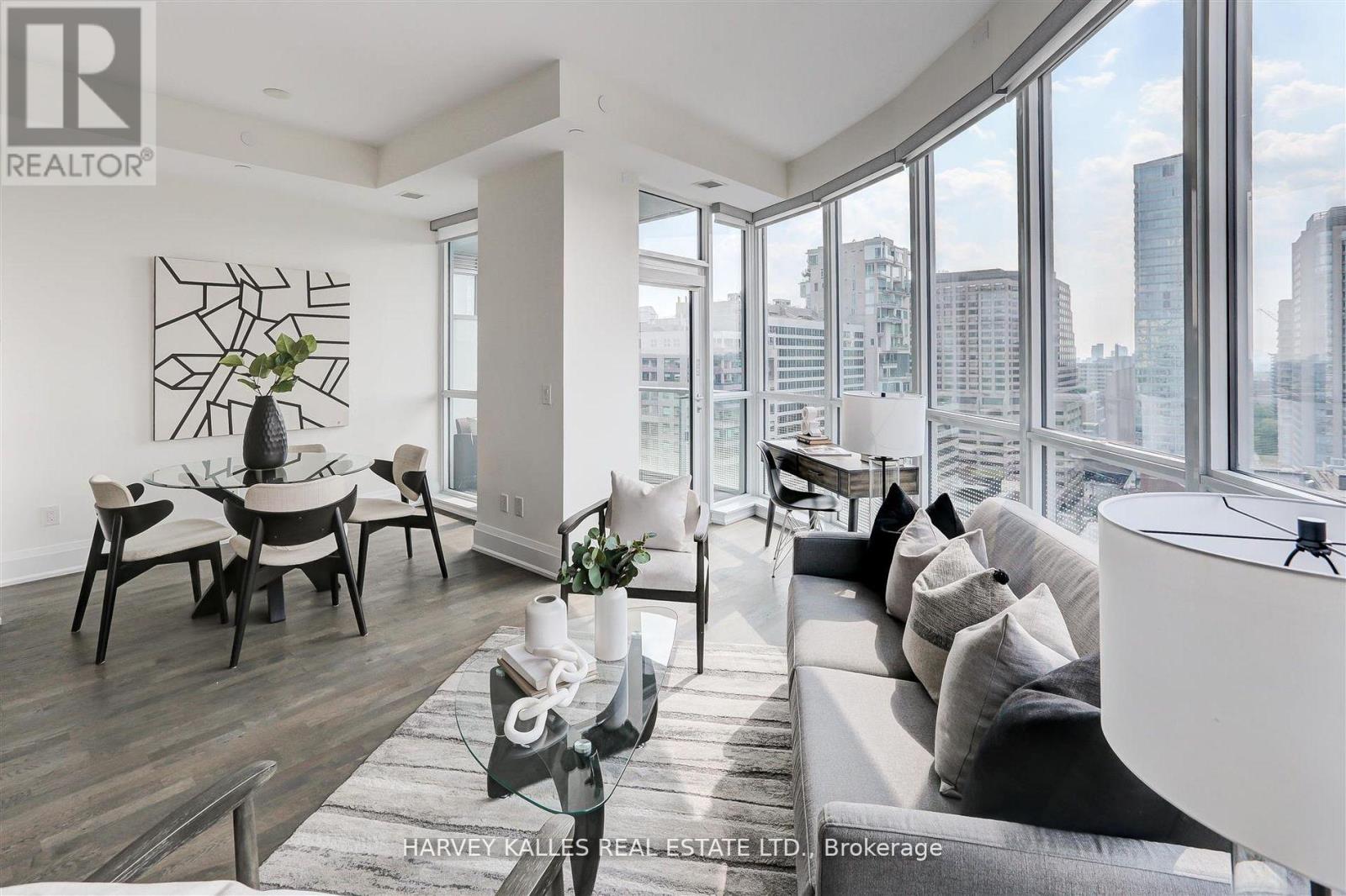 1804 - 88 Cumberland Street, Toronto, Ontario  M5R 1A3 - Photo 6 - C12765846