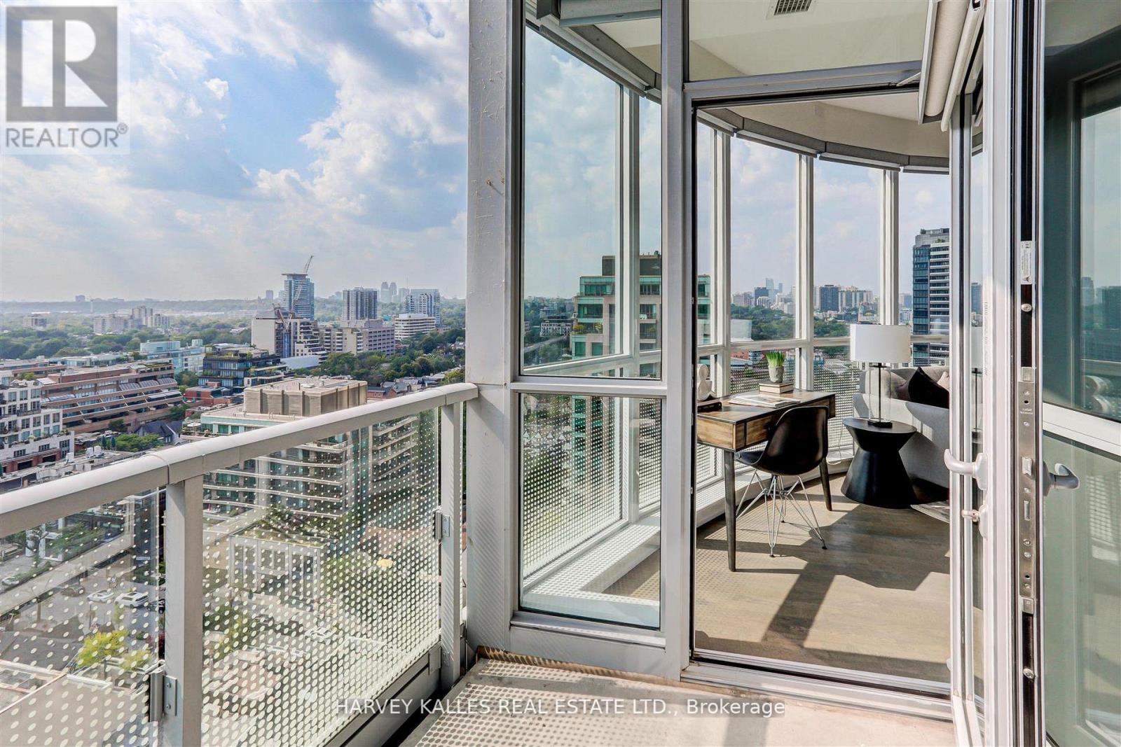 1804 - 88 Cumberland Street, Toronto, Ontario  M5R 1A3 - Photo 9 - C12765846