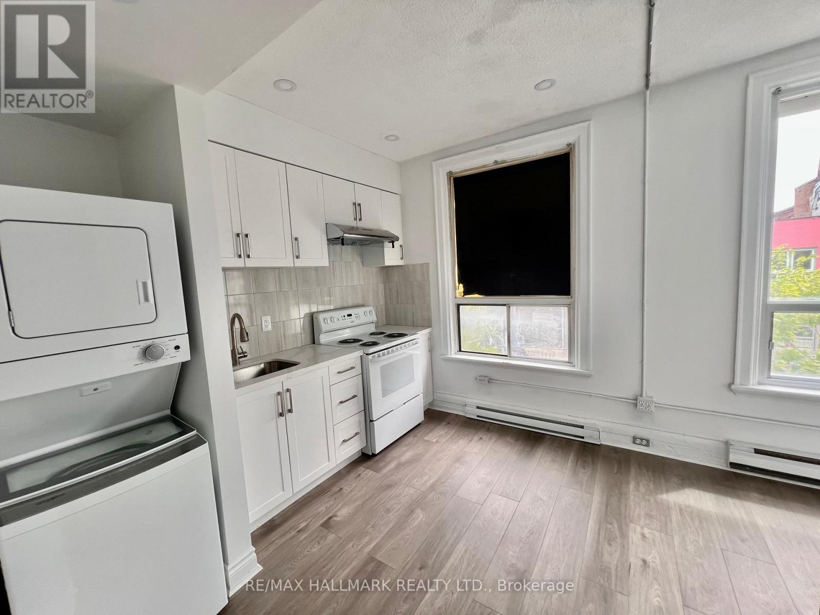 1 - 454 Bloor Street W, Toronto, Ontario  M5S 1X8 - Photo 10 - C12765910