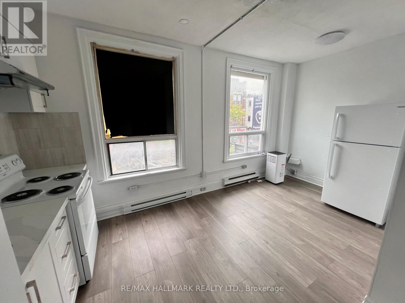 1 - 454 Bloor Street W, Toronto, Ontario  M5S 1X8 - Photo 11 - C12765910