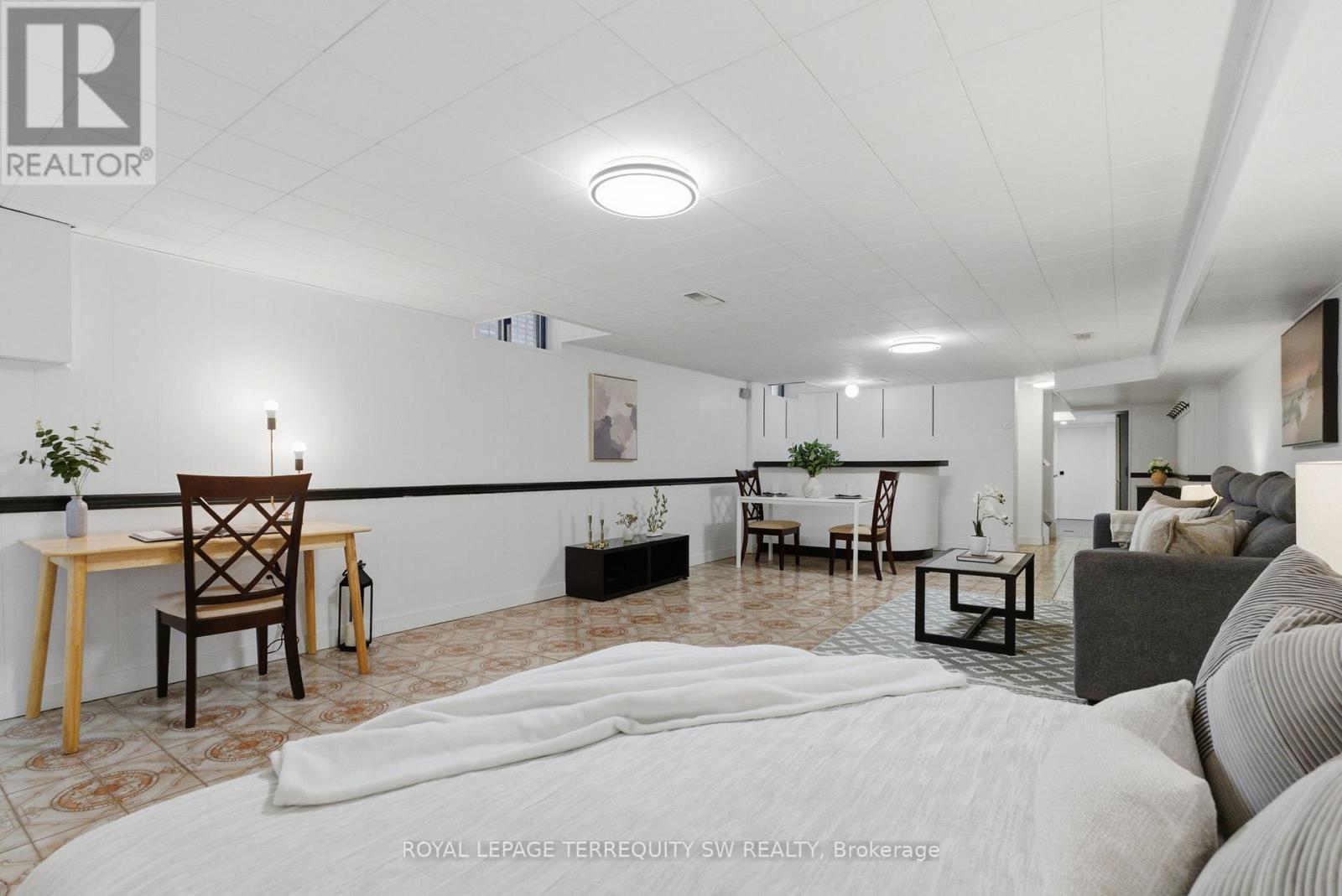 Bsmt - 497 Ossington Avenue, Toronto, Ontario  M6G 3T3 - Photo 15 - C12765932