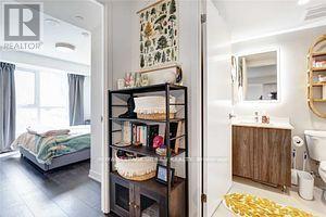 327 - 1401 O'connor Drive, Toronto, Ontario  M4B 2V5 - Photo 11 - E12765832
