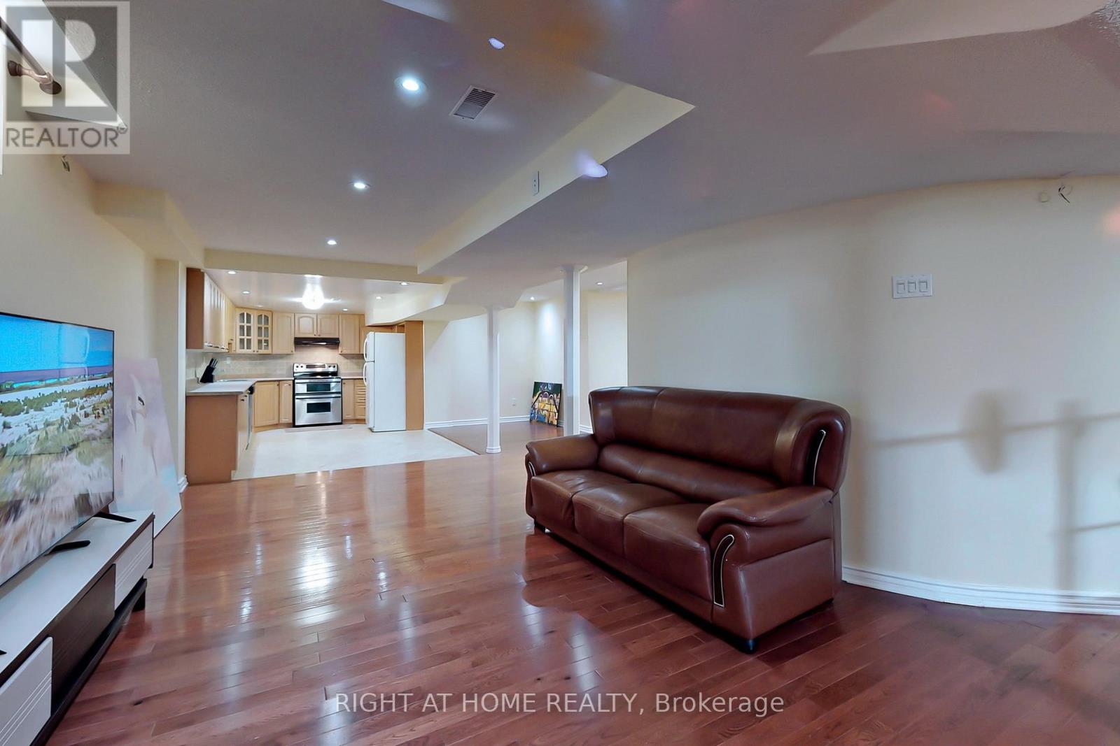 861 Strouds Lane, Pickering, Ontario  L1V 7G1 - Photo 35 - E12765870