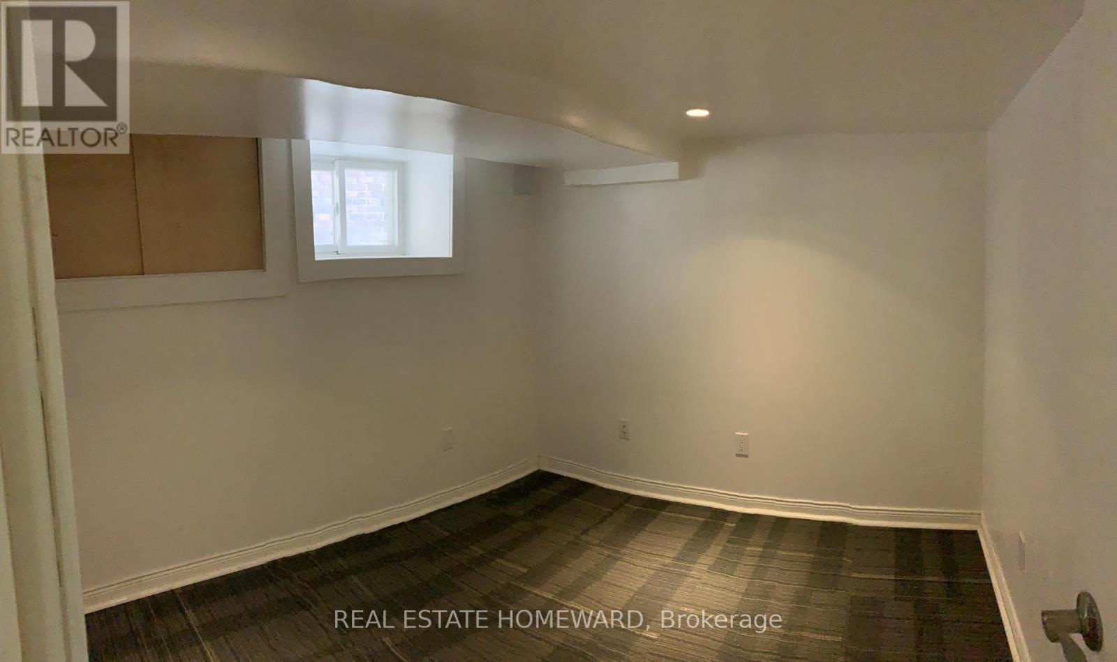 46 Kent Road, Toronto, Ontario  M4L 2X5 - Photo 19 - E12765904