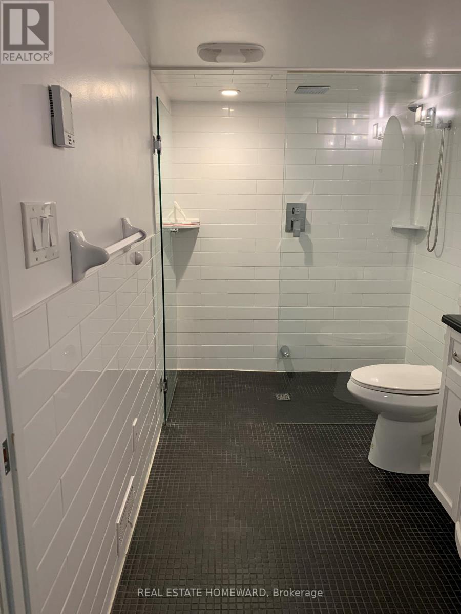 46 Kent Road, Toronto, Ontario  M4L 2X5 - Photo 21 - E12765904