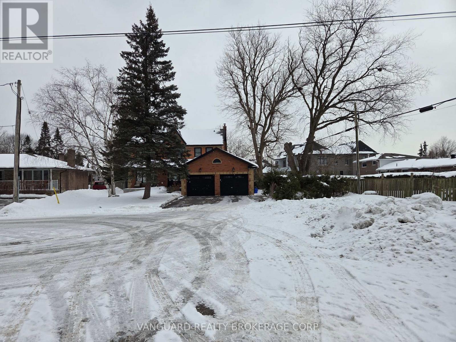 61 Fisher Street, King, Ontario  L7B 1G3 - Photo 2 - N12765844