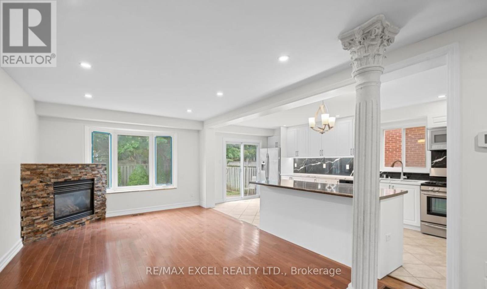 Main - 173 Kersey Crescent, Richmond Hill, Ontario  L4C 8X7 - Photo 11 - N12765924