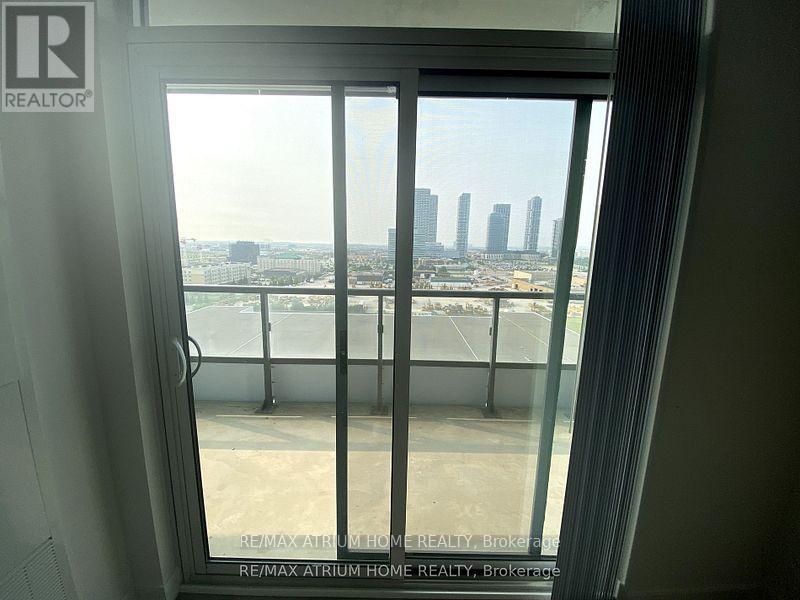 1515 - 38 Honeycrisp Crescent, Vaughan, Ontario  L4K 0M8 - Photo 7 - N12765960