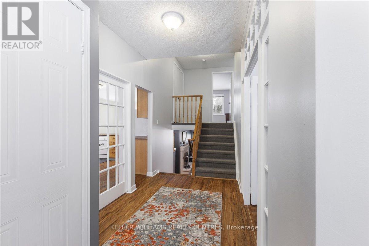 99 Peevers Crescent, Newmarket, Ontario  L3Y 7T2 - Photo 8 - N12765968