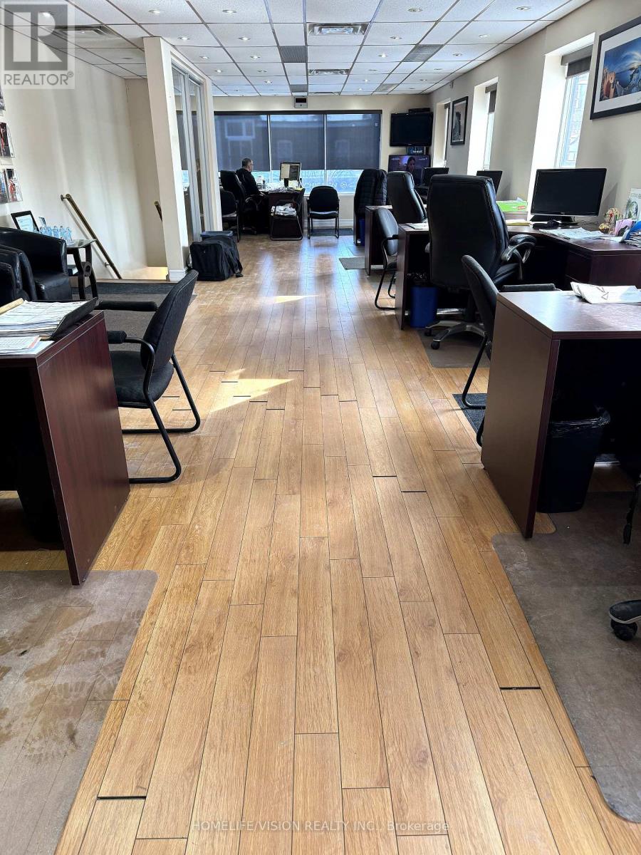 2nd Floor - 484 Danforth Avenue N, Toronto, Ontario  M4K 1P6 - Photo 4 - E12758378