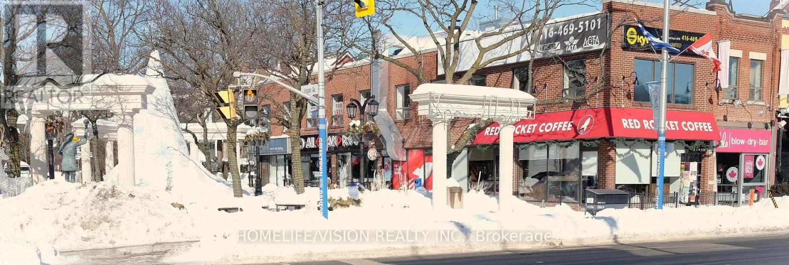 Property Listing: 2nd Floor - 484 Danforth Avenue N, Toronto (Playter Estates-Danforth), Ontario