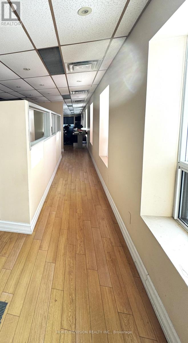 2nd Floor - 484 Danforth Avenue N, Toronto, Ontario  M4K 1P6 - Photo 7 - E12758378