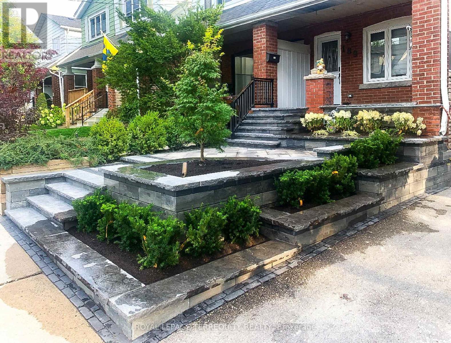 189 Queensdale Avenue, Toronto (Danforth Village-East York), Ontario  M4C 2B1 - Photo 2 - E12760056