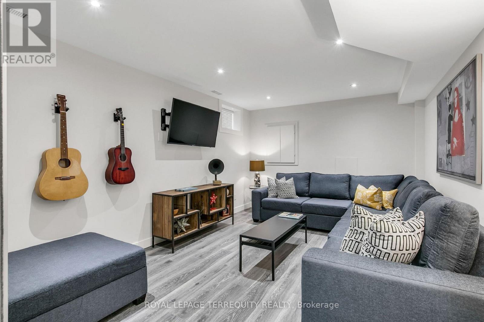 189 Queensdale Avenue, Toronto (Danforth Village-East York), Ontario  M4C 2B1 - Photo 23 - E12760056