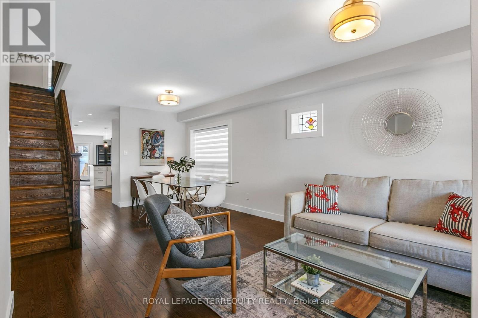 189 Queensdale Avenue, Toronto (Danforth Village-East York), Ontario  M4C 2B1 - Photo 3 - E12760056