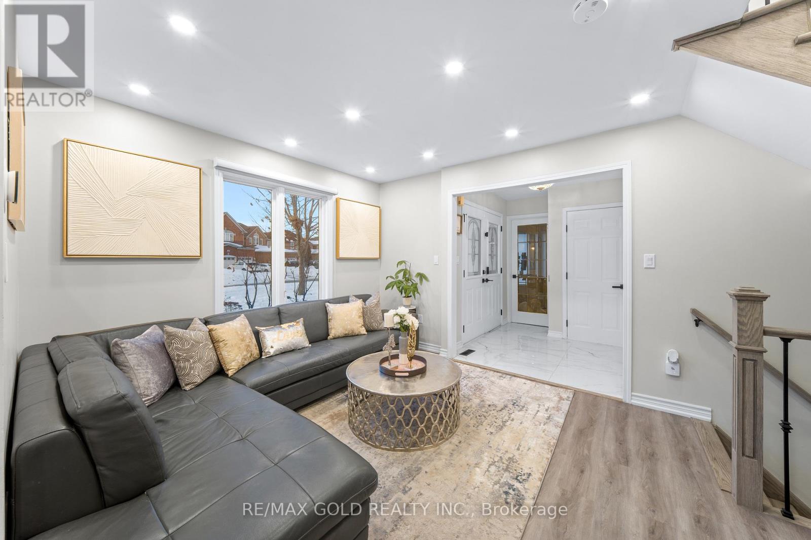 184 Mountainberry Road, Brampton, Ontario  L6R 2L2 - Photo 14 - W12765060