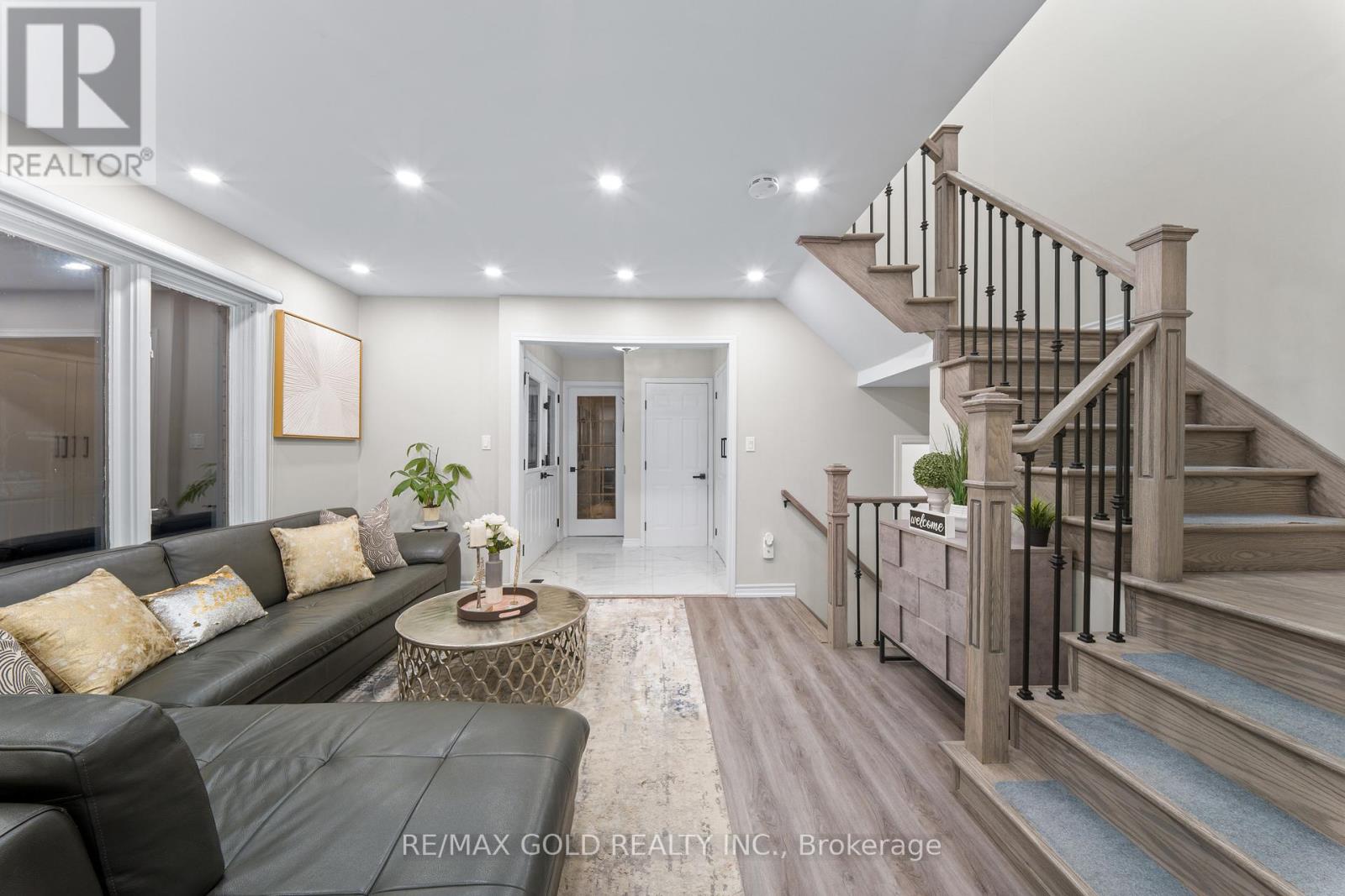 184 Mountainberry Road, Brampton, Ontario  L6R 2L2 - Photo 15 - W12765060