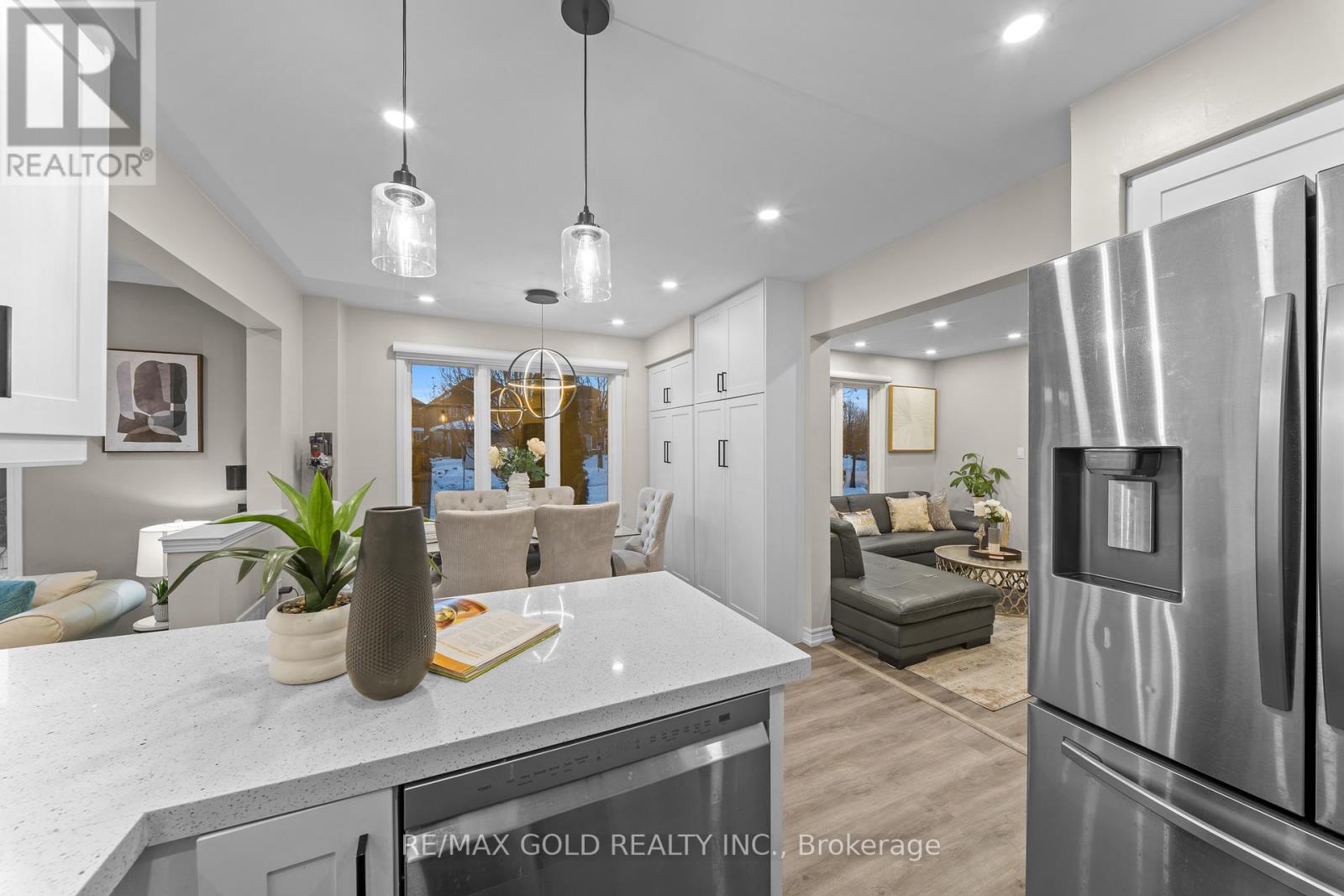 184 Mountainberry Road, Brampton, Ontario  L6R 2L2 - Photo 20 - W12765060