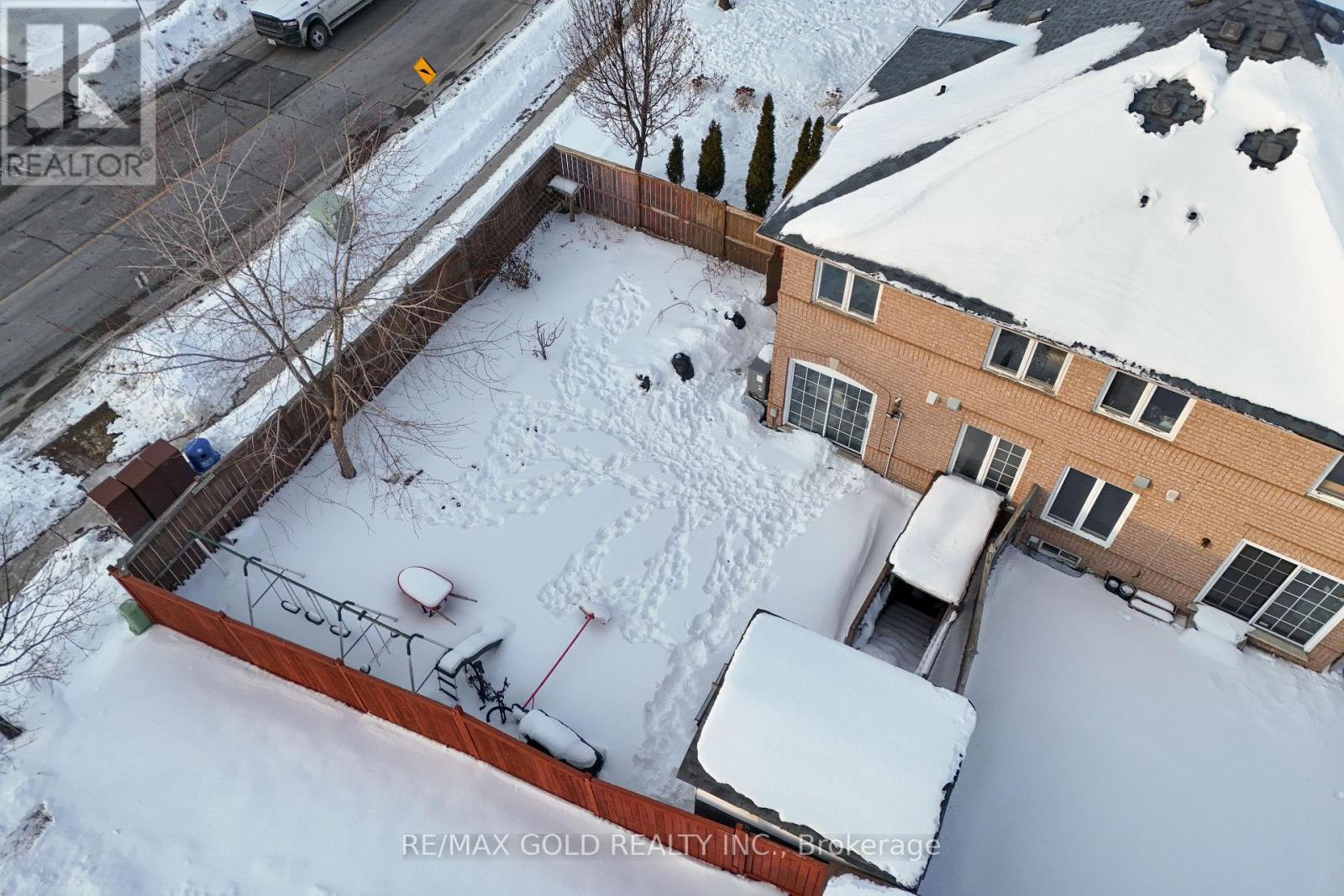 184 Mountainberry Road, Brampton, Ontario  L6R 2L2 - Photo 47 - W12765060