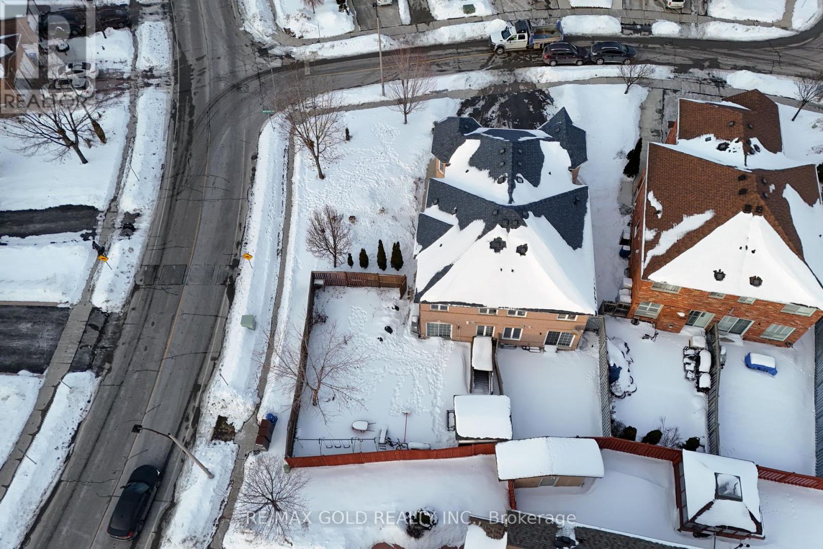 184 Mountainberry Road, Brampton, Ontario  L6R 2L2 - Photo 46 - W12765060